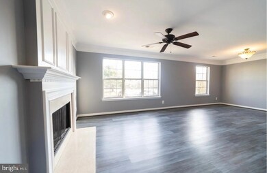 8068 Stonewall Brigade Ct unit 201, Manassas, VA 20109 - photo 2