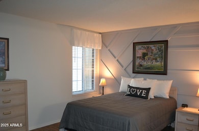 Listing_Primary_Bedroom0836