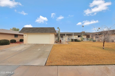 10310 W Highwood Ln, Sun City, AZ 85373 - photo 7