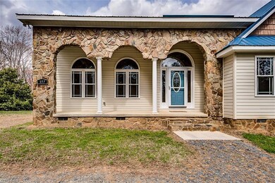 157 Lassiter Ln, Asheboro, NC 27205 - photo 2