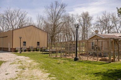 5512 Barber Ln, Freeburg, IL 62243 - photo 6