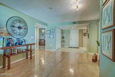 ENTRANCE FOYER
