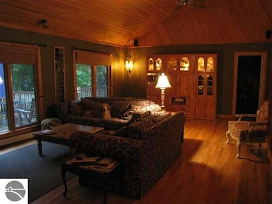 Large enough for a variety of furniture placements