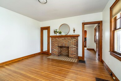 519 E Tulane Rd.