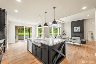 PERSONALIZE YOUR HOME AT OUR DESIGN STUDIO