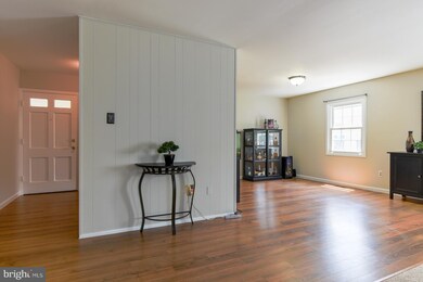 3804 Woodhaven Ln, Bowie, MD 20715 - photo 7