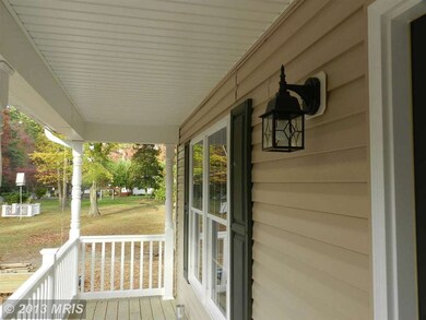 275 Latane Dr, Colonial Beach, VA 22443 - photo 2