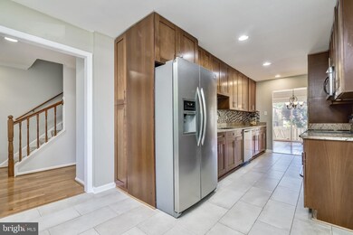 10269 Arizona Cir, Bethesda, MD 20817 - photo 5