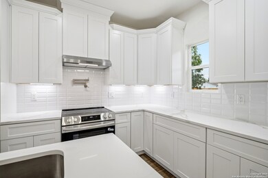 15129 Norvell St, Lytle, TX 78052 - photo 6