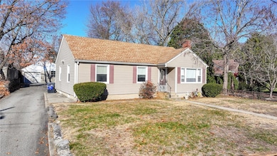 31 Celestia Ave, Cranston, RI 02920 - photo 3