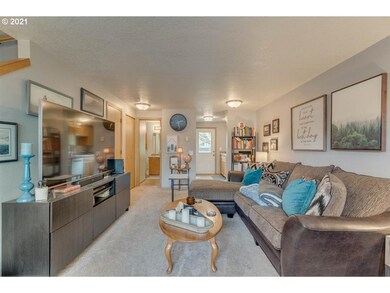 2501 E 2nd St unit 6, Newberg, OR 97132 - photo 5