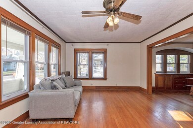 908 N Walnut St, Lansing, MI 48906 - photo 2