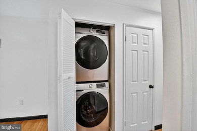 7706 Swan Terrace, Hyattsville, MD 20785 - photo 7