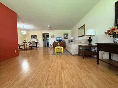 215 South Blvd unit C, Boynton Beach, FL 33435 - photo 5