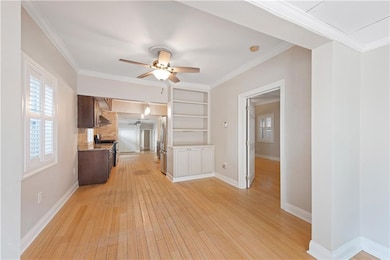 Entry towards kitchen