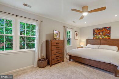 696 N Armistead St, Alexandria, VA 22312 - photo 4