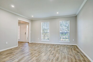 3907 Hazelwood Dr, Pearland, TX 77584 - photo 4