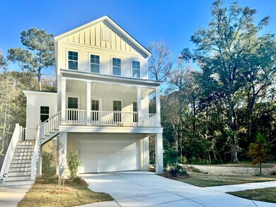 MOVE IN READY! Sprawling Front Porch