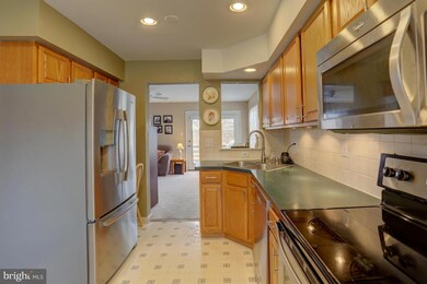 4013 Bradford Cir, Mount Joy, PA 17552 - photo 7