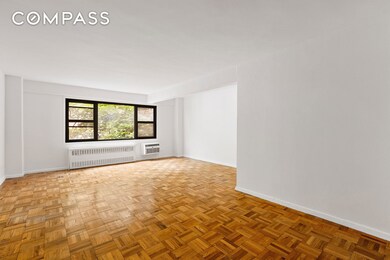 The Senate East unit 3H, New York, NY 10022 - photo 2