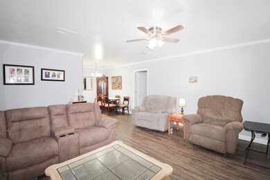 102 W F Magers Rd, Crawfordville, FL 32327 - photo 3