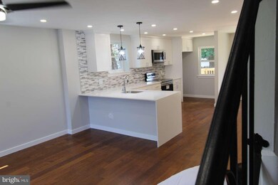 1330 Rainer Rd, Brookhaven, PA 19015 - photo 4