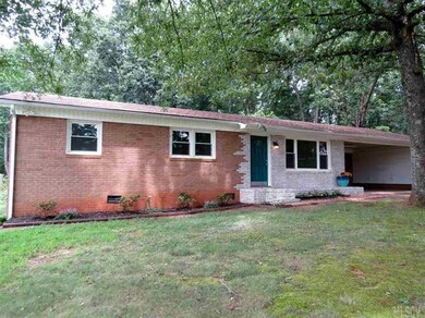 123 Windy Hill Rd, Statesville, NC 28625 - photo 2