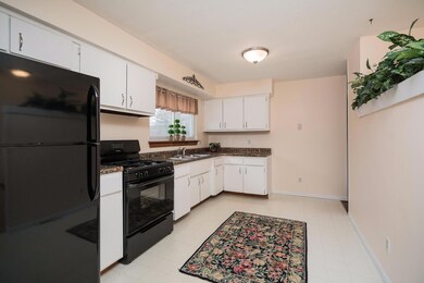 4829 Downing Dr, Columbus, OH 43232 - photo 5