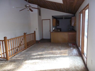 106 Shelton Dr, Eureka Springs, AR 72632 - photo 3