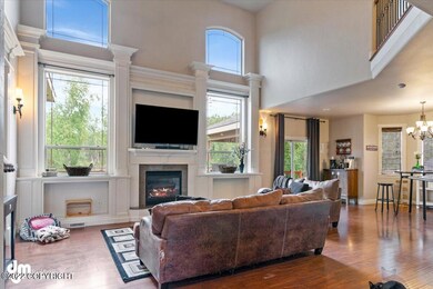 07-Living Room_ETL5833