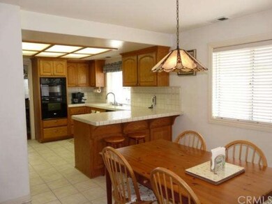Breakfast Room / Kitchen