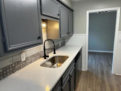 4306 32nd St, Lubbock, TX 79410 - photo 6