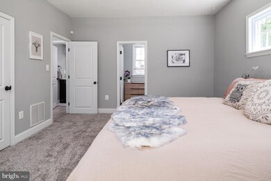 137 Clyde Ave, Halethorpe, MD 21227 - photo 6