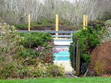 33 Island Inn Rd unit 24, Oak Bluffs, MA 02568 - photo 4