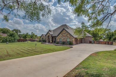 318 Cedar Springs Ln, Weatherford, TX 76087 - photo 5