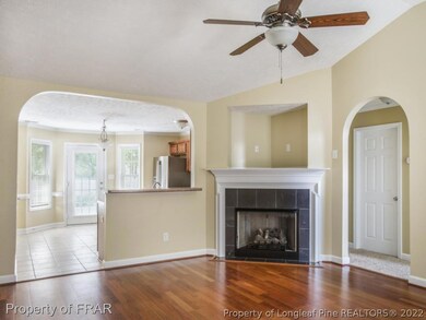 1494 Rocktree Ct, Fayetteville, NC 28306 - photo 5