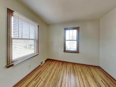 5606 Bryant Ave N, Minneapolis, MN 55430 - photo 7