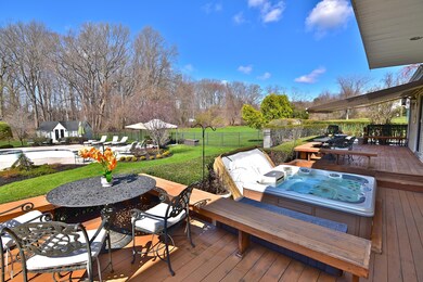 AMAZING LAYOUT