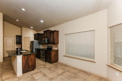 1208 Vaughna Dr, Weatherford, TX 76087 - photo 5