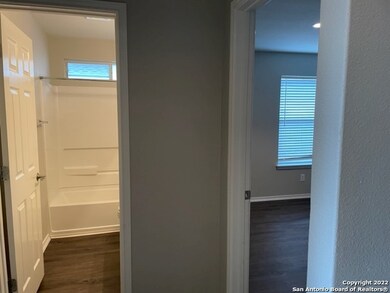 10634 Tiger Horse Dr, San Antonio, TX 78254 - photo 4