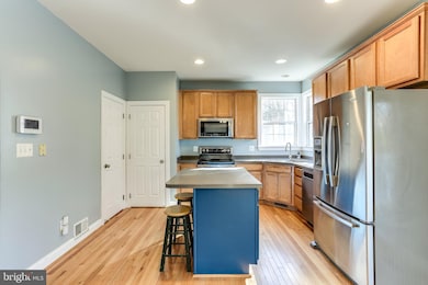 83 Hoyle Ln, Severna Park, MD 21146 - photo 3