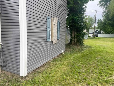 411 W Franklin St, Delphi, IN 46923 - photo 3