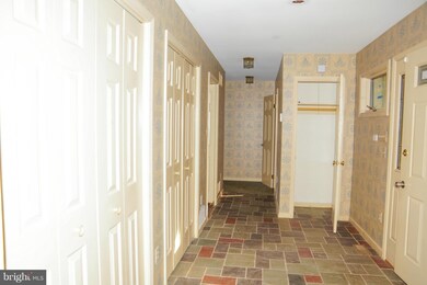 279 Ulysses Way, Linden, VA 22642 - photo 5