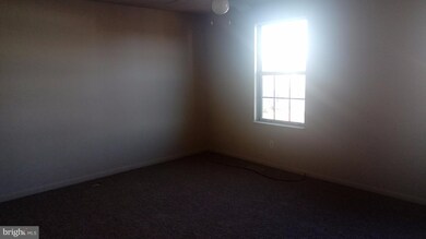 802 W Spring Meadow Ct, Edgewood, MD 21040 - photo 4