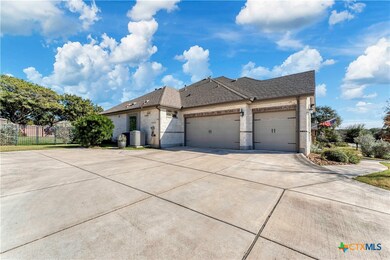 2546 Lermann, New Braunfels, TX 78132 - photo 3