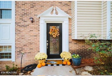 113 Lake Hills Dr, Oak Ridge, TN 37830 - photo 3