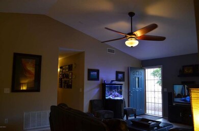 837 S Cancun Dr, Gilbert, AZ 85233 - photo 4