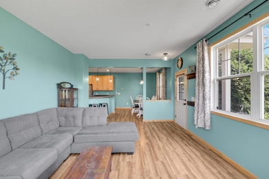 1656 White Pine Way unit H, Carver, MN 55315 - photo 5