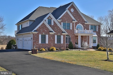 1311 Taylor Dr, Langhorne, PA 19047 - photo 2