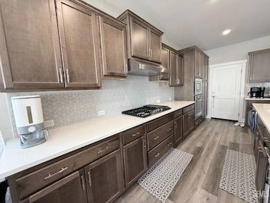 14822 Pemberley Passage Ave, Bakersfield, CA 93311 - photo 6